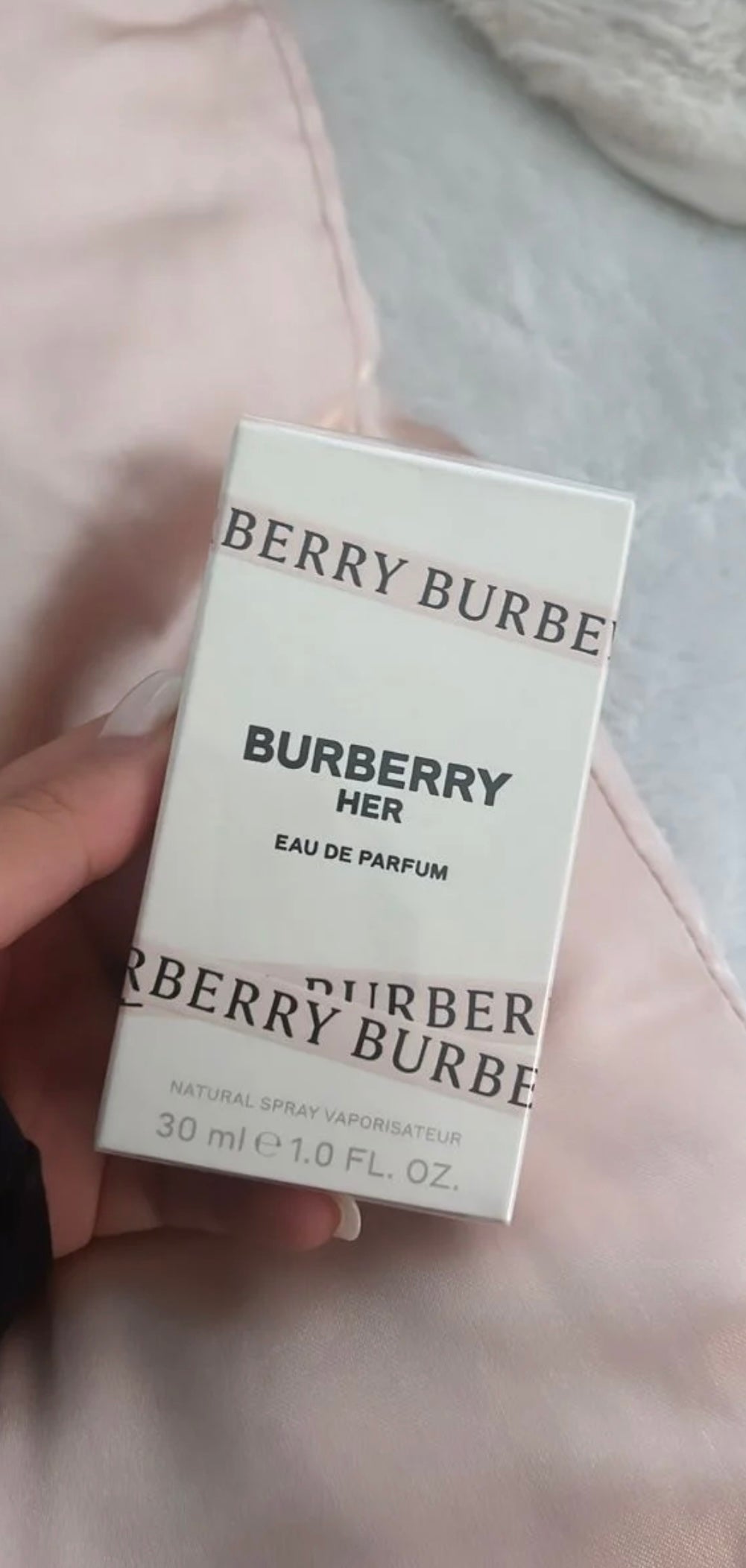 Pink berry her perfume